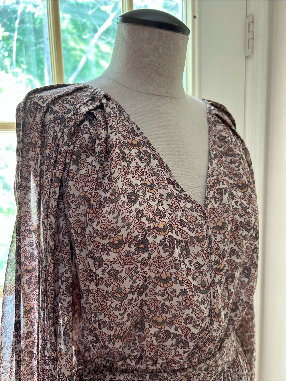 o.p.t Pink Lea romantic floral lightweight mini dress. Garden parties, outings. - Picture 8 of 9